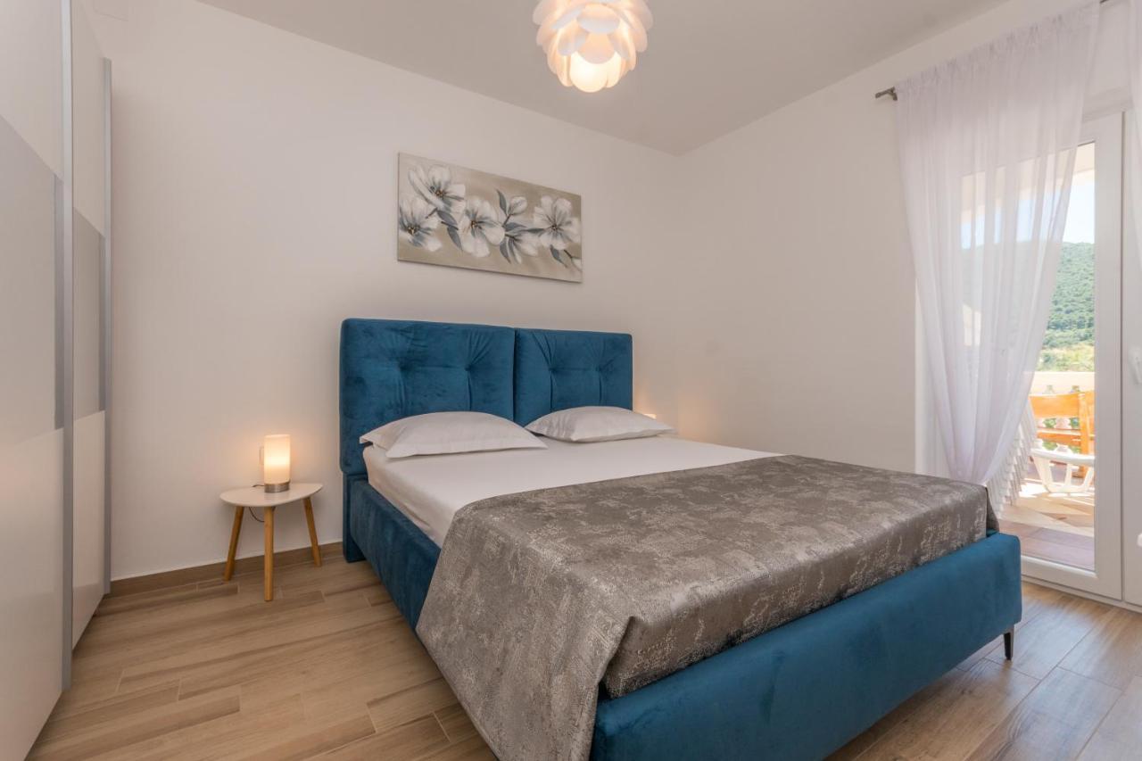 Apartmani Bonaca - 10M To The Sea Grebaštica Esterno foto