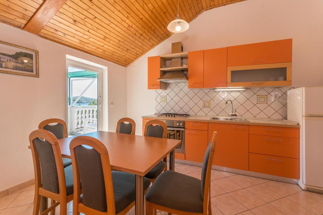 Apartmani Bonaca - 10M To The Sea Grebaštica Esterno foto