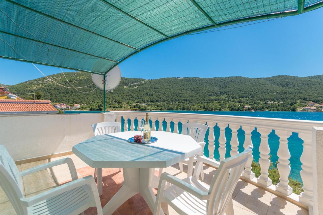 Apartmani Bonaca - 10M To The Sea Grebaštica Esterno foto